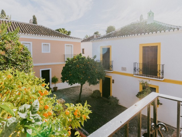 3 Bedrooms Townhouse in The Golden Mile