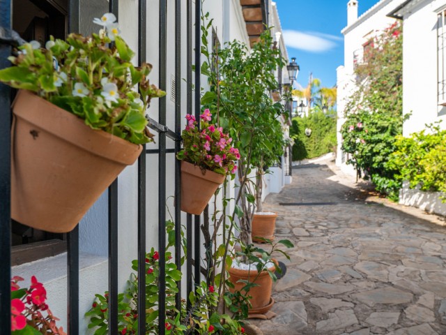 3 Bedrooms Townhouse in The Golden Mile