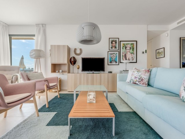 Penthouse avec 4 Chambres  à Estepona