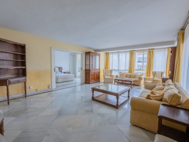 Appartement avec 4 Chambres  à Marbella