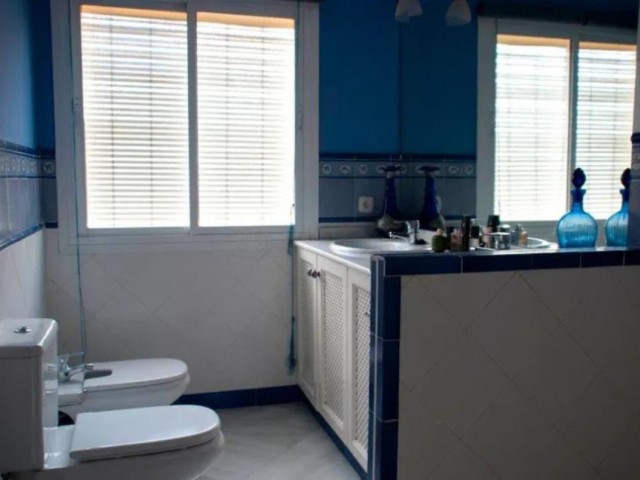 Appartement avec 4 Chambres  à Marbella