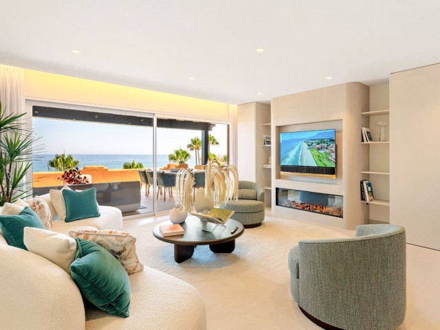 Appartement avec 4 Chambres  à Estepona