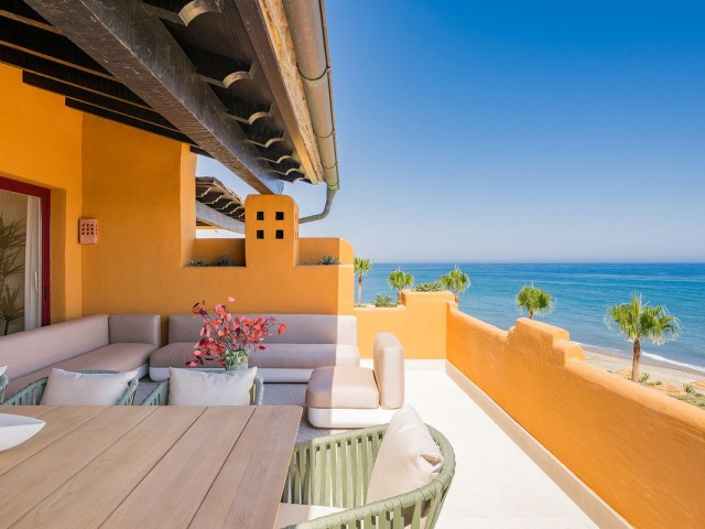 Appartement avec 4 Chambres  à Estepona