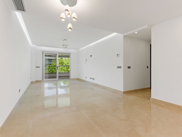 3 Makuuhuoneen Huoneisto San Pedro de Alcántara