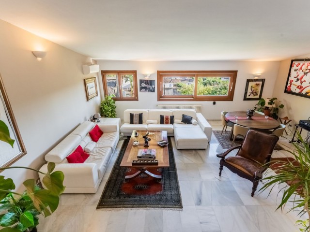 7 Bedrooms Villa in Las Brisas