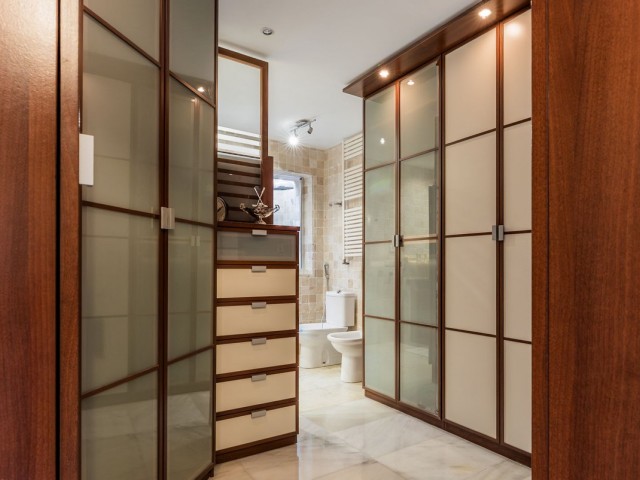 7 Bedrooms Villa in Las Brisas