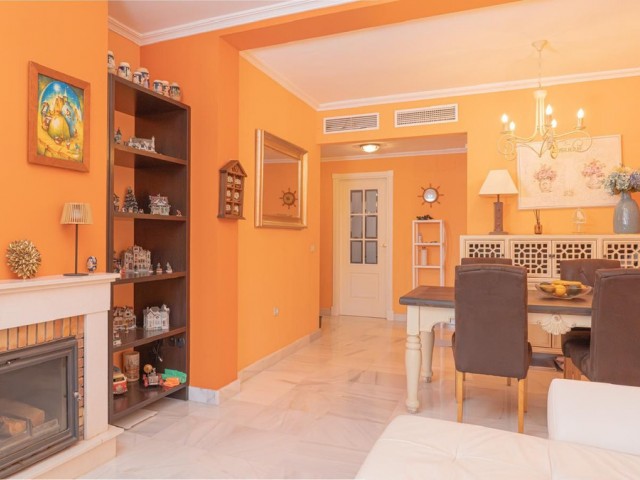 Huoneisto, Hacienda del Sol, R5226697