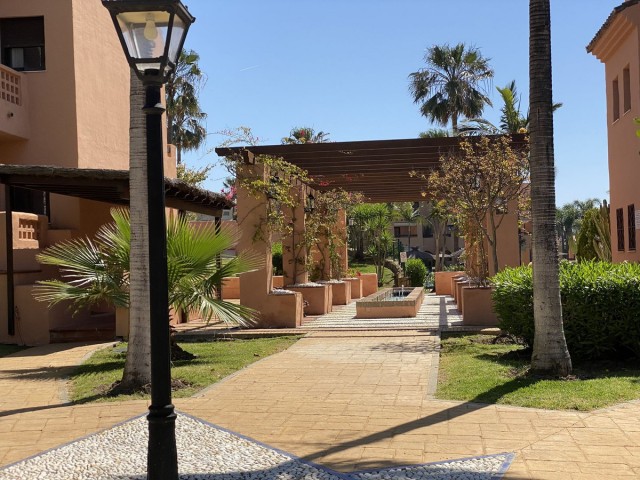 Apartamento con 2 Dormitorios  en Hacienda del Sol