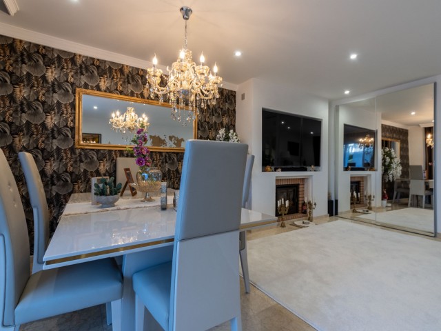 4 Schlafzimmer Reihenhaus in Mijas Costa