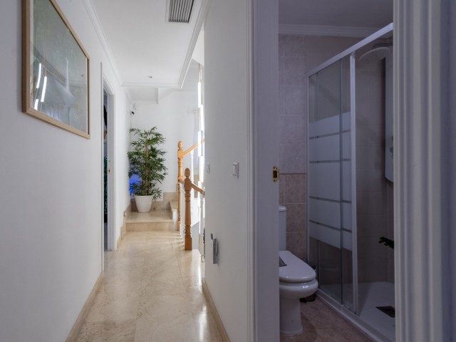 4 Schlafzimmer Reihenhaus in Mijas Costa