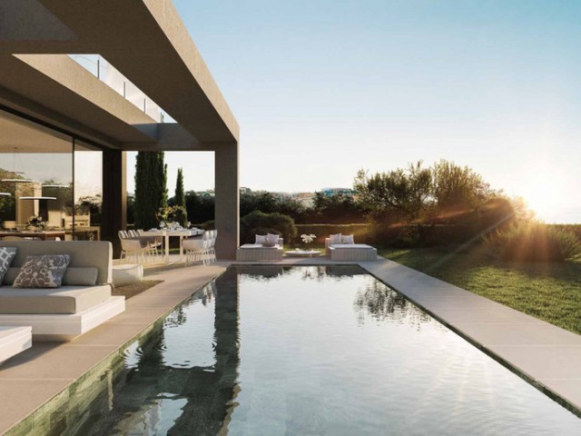 5 Bedrooms Villa in Benahavís