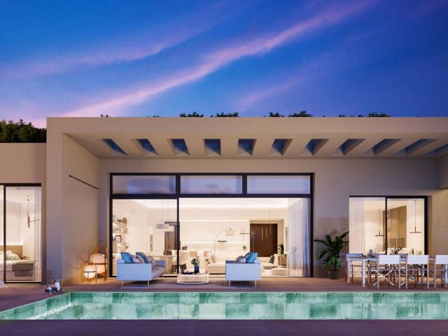 5 Bedrooms Villa in Benahavís