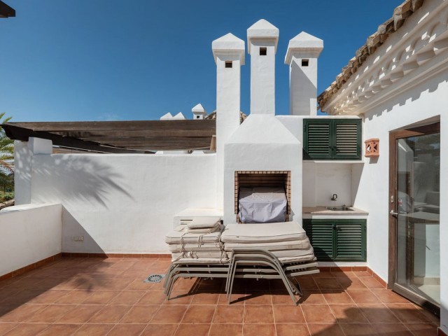 4 Sovrums Radhus i Benahavís