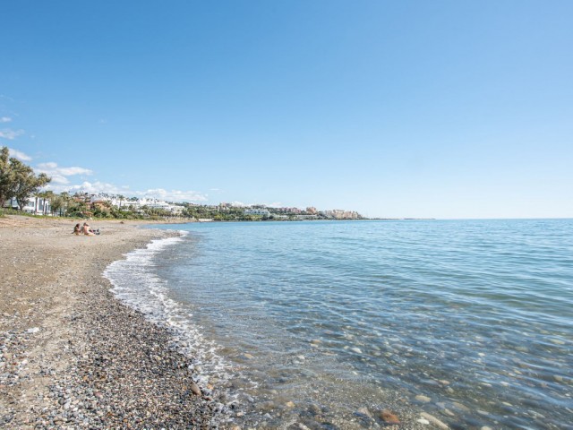 2 Bedrooms Apartment in Estepona