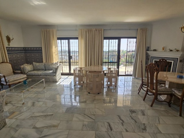 4 Bedrooms Villa in Campo Mijas