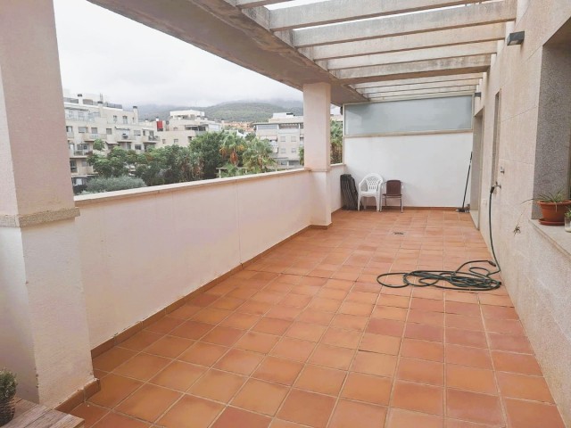 Penthouse avec 3 Chambres  à El Pinillo