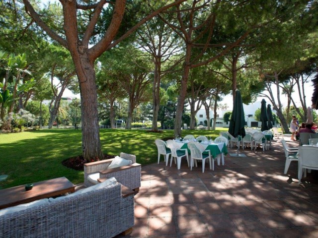 2 Makuuhuoneen Huoneisto Puerto Banús