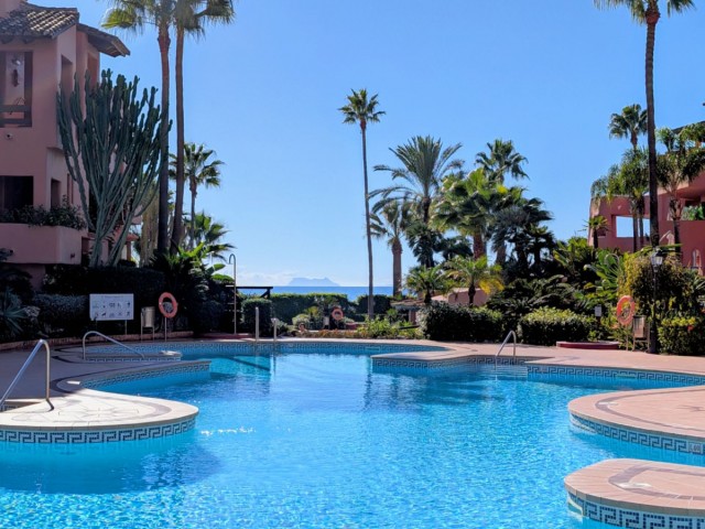 3 Makuuhuoneen Huoneisto New Golden Mile