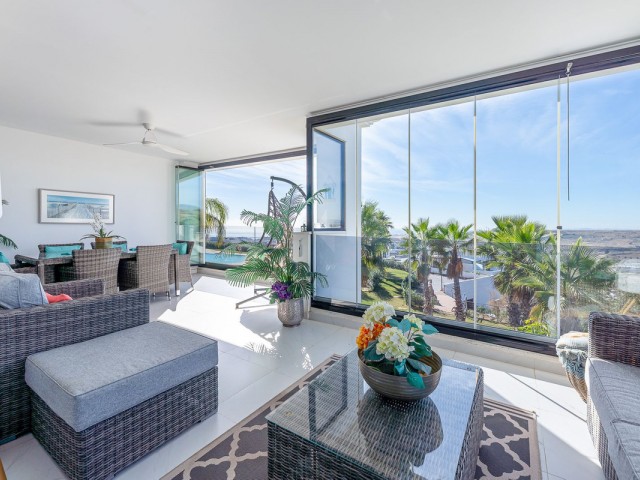 4 Bedrooms Apartment in Estepona