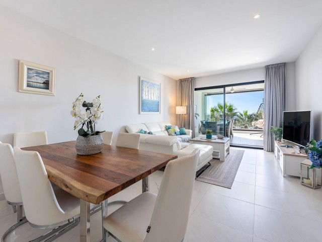 4 Bedrooms Apartment in Estepona