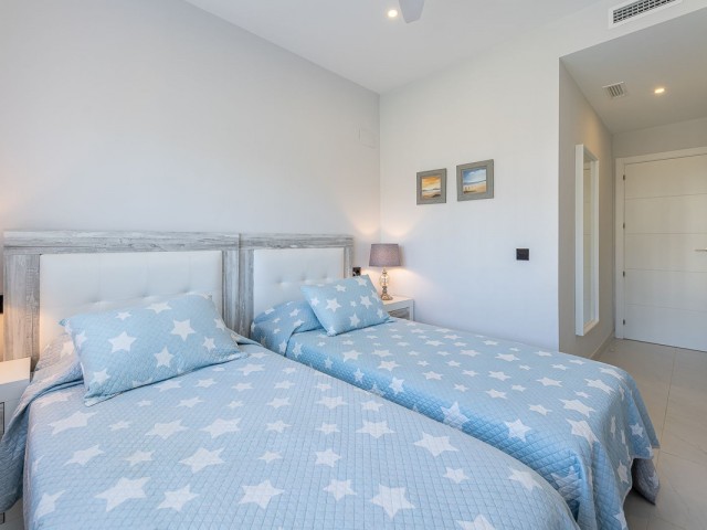 4 Bedrooms Apartment in Estepona