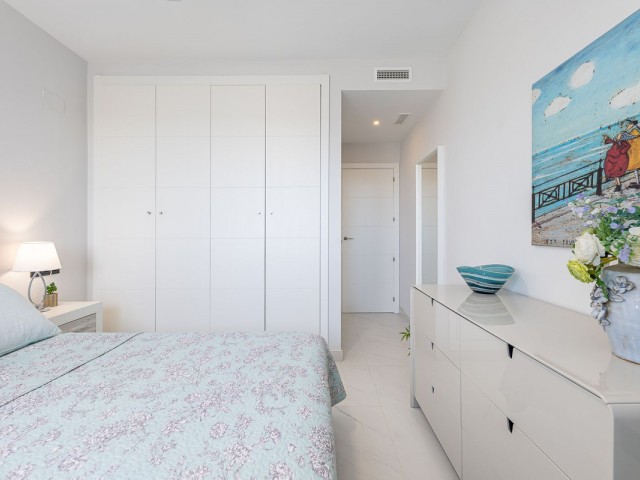 4 Bedrooms Apartment in Estepona