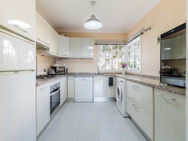 2 Bedrooms Townhouse in Manilva