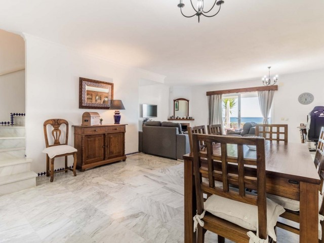 2 Bedrooms Townhouse in Manilva