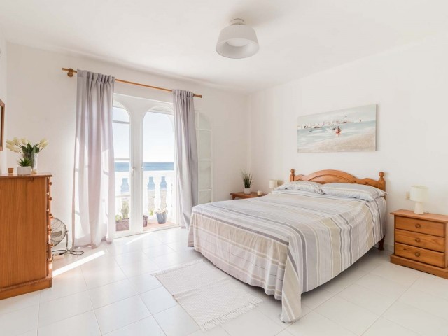 2 Bedrooms Townhouse in Manilva