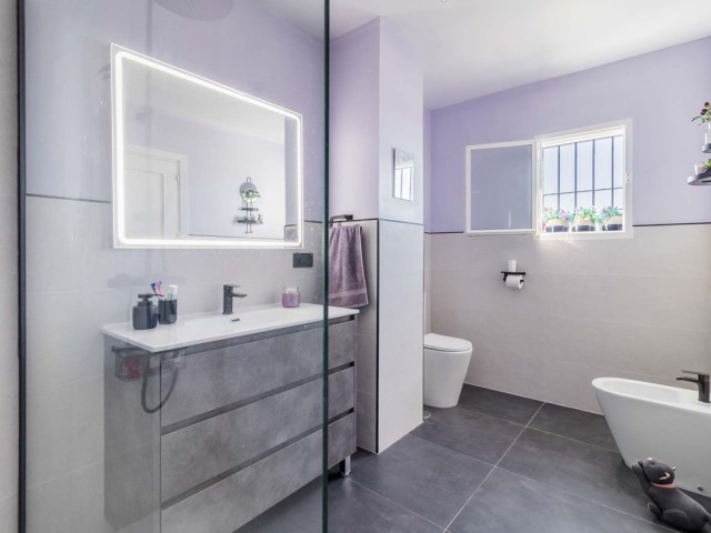 2 Bedrooms Townhouse in Manilva