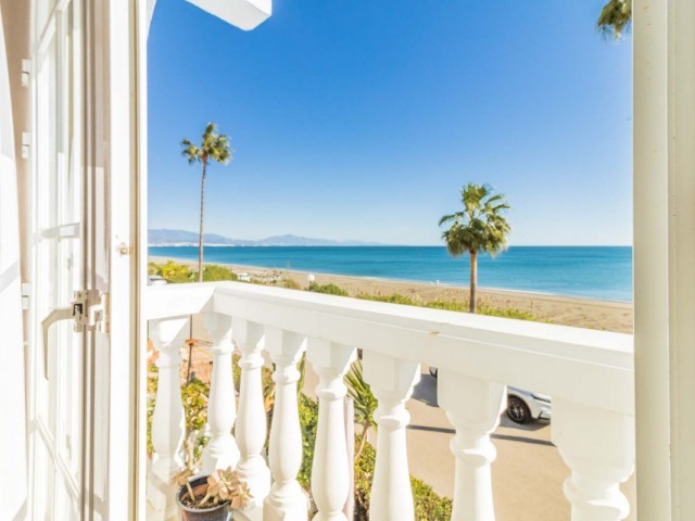 2 Bedrooms Townhouse in Manilva