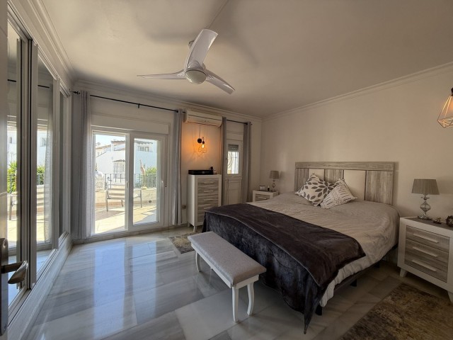 3 Sovrums Radhus i El Paraiso