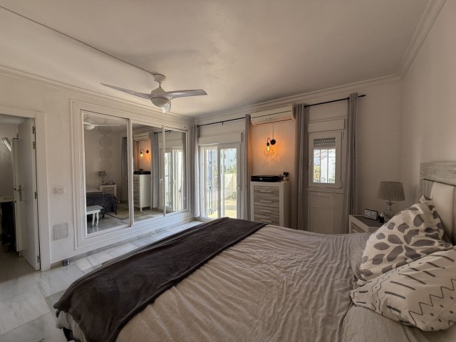 3 Sovrums Radhus i El Paraiso