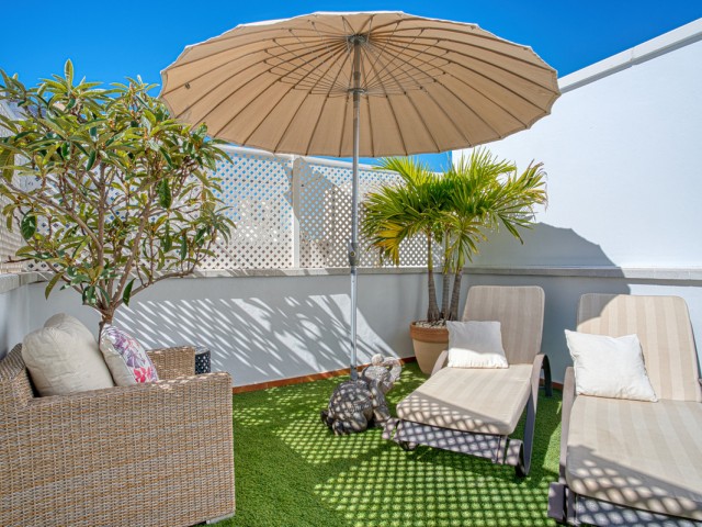 4 Bedrooms Townhouse in Marbella