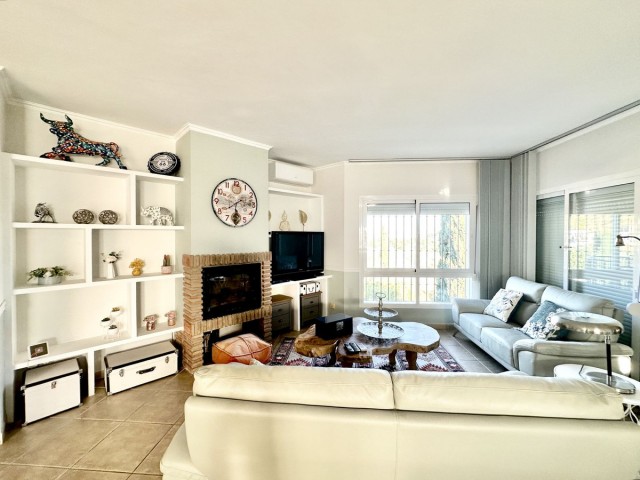 Villa avec 4 Chambres  à Mijas Costa