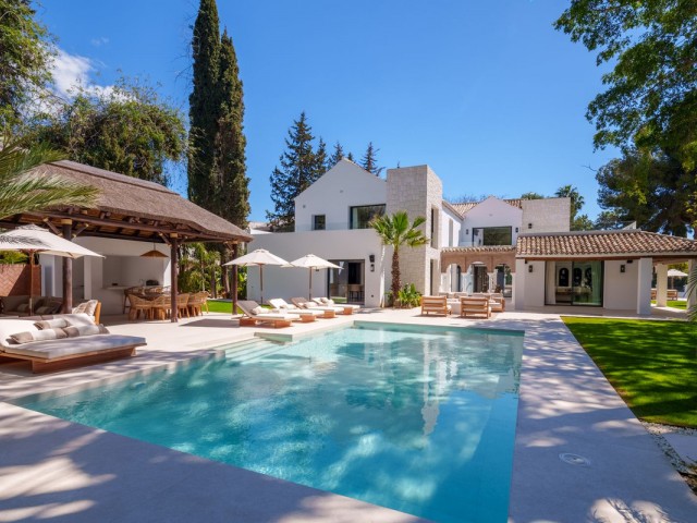 5 Slaapkamer Villa in Nueva Andalucía