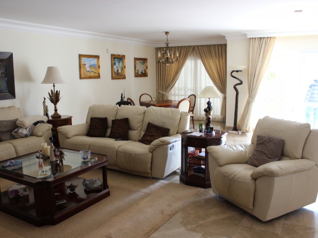 7 Schlafzimmer Villa in Artola