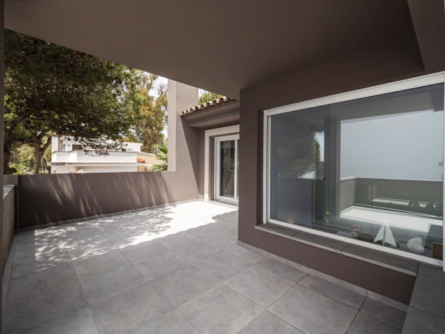 5 Sovrums Villa i Elviria