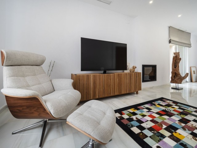 5 Sovrums Villa i Elviria