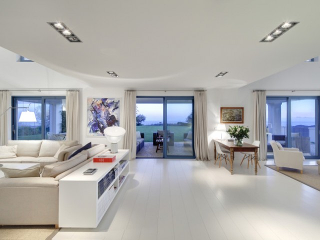 5 Bedrooms Villa in Benahavís