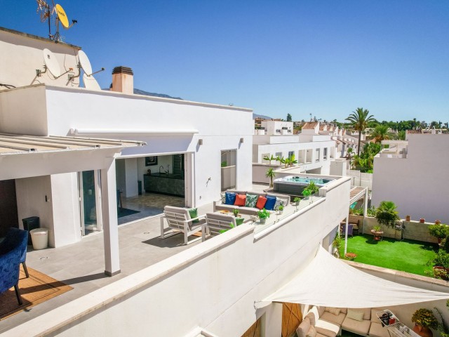 Penthouse in Puerto Banús