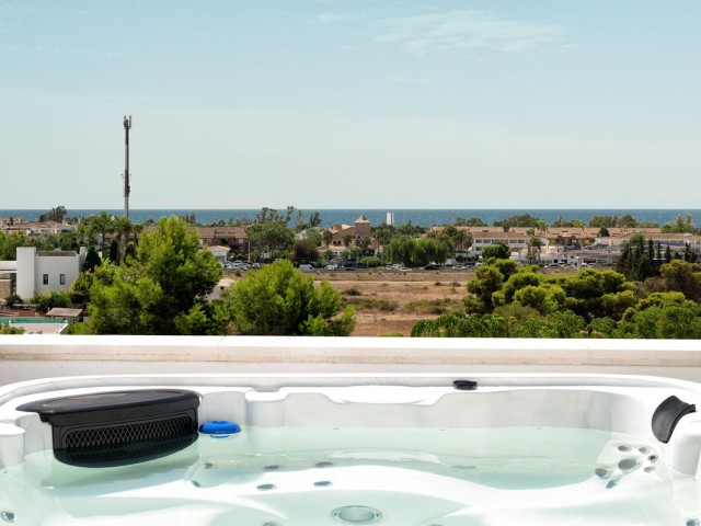 Penthouse in Nueva Andalucía