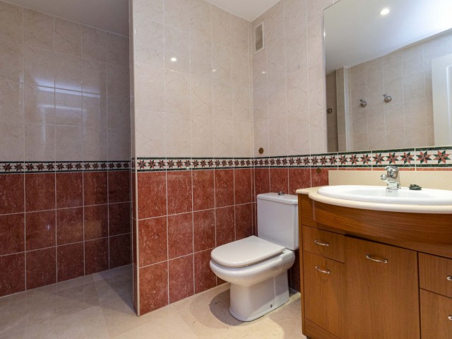 2 Bedrooms Apartment in Marbella