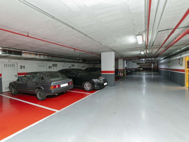 2 Bedrooms Apartment in Marbella