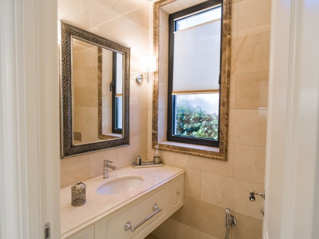 6 Slaapkamer Villa in Los Flamingos