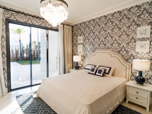 6 Slaapkamer Villa in Los Flamingos