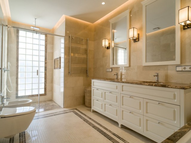 6 Slaapkamer Villa in Los Flamingos