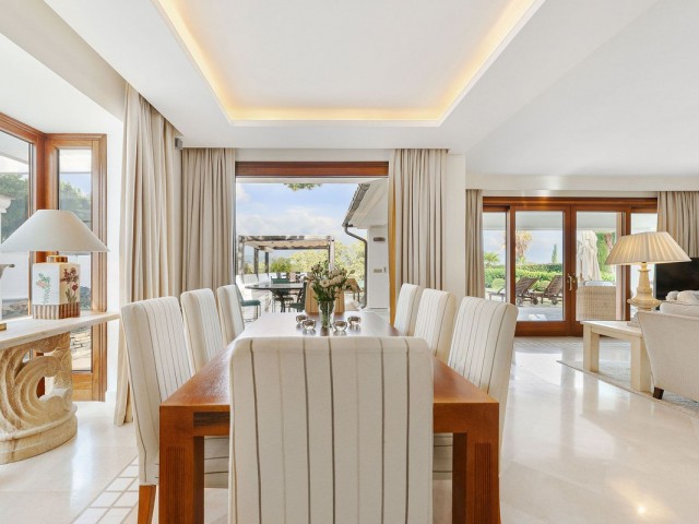 4 Slaapkamer Villa in Nueva Andalucía