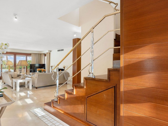 4 Slaapkamer Villa in Nueva Andalucía