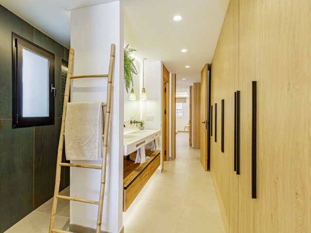 3 Bedrooms Apartment in Nueva Andalucía